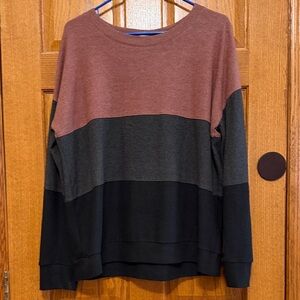 Nine Britton Soft Multi Color Top